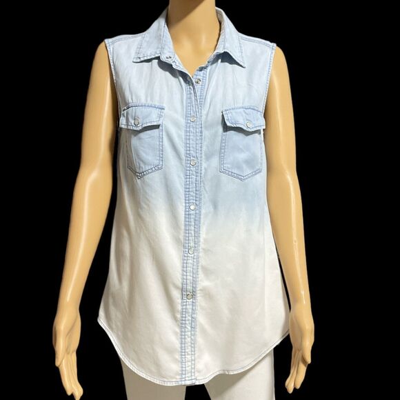 Paper Crane Women's Denim Double Pocket Shirt Light Blue Sz/M - Picture 3 of 8